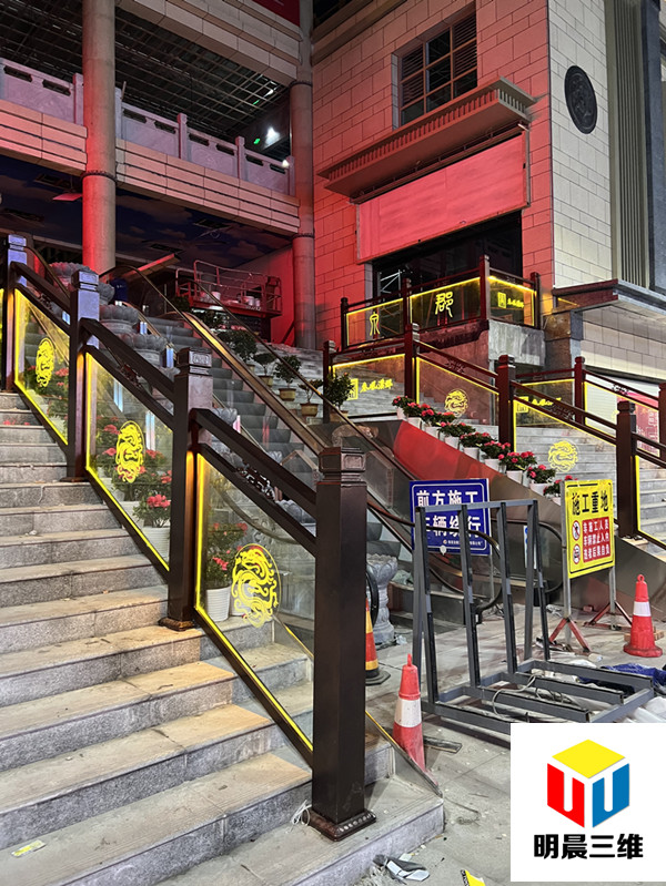 護(hù)欄藝術(shù)：激光內(nèi)雕玻璃的個性應(yīng)用