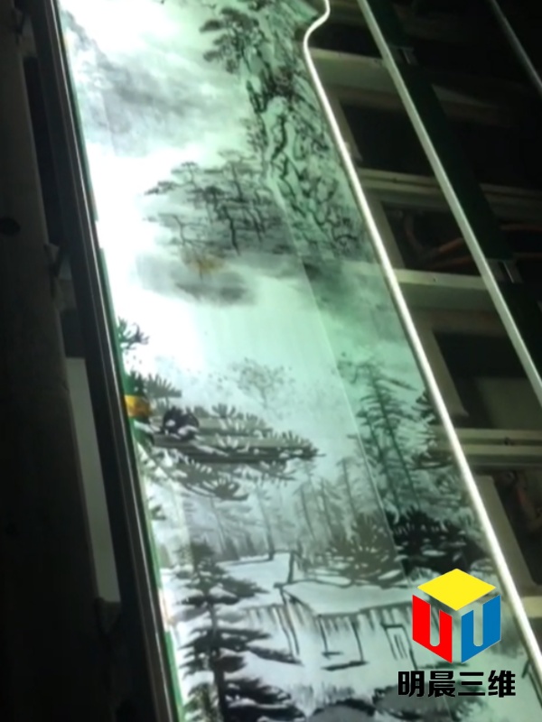 光影交融:激光內雕玻璃在多媒體展廳中的創新應用